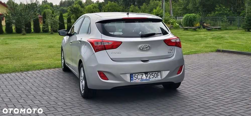 Hyundai i30 1.4 Comfort - 8