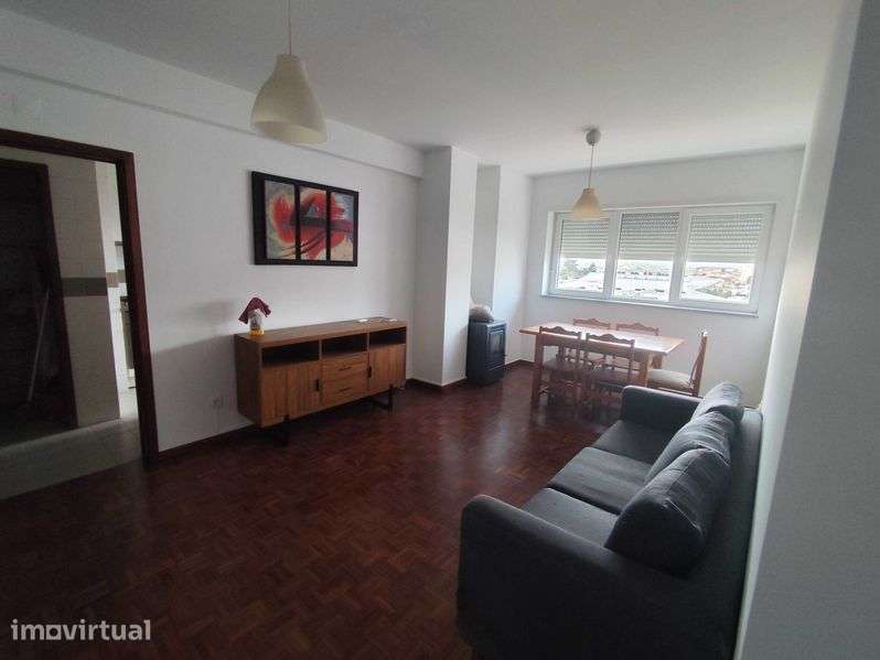 Apartamento T2 junto ao Shopping - Grande imagem: 2/8