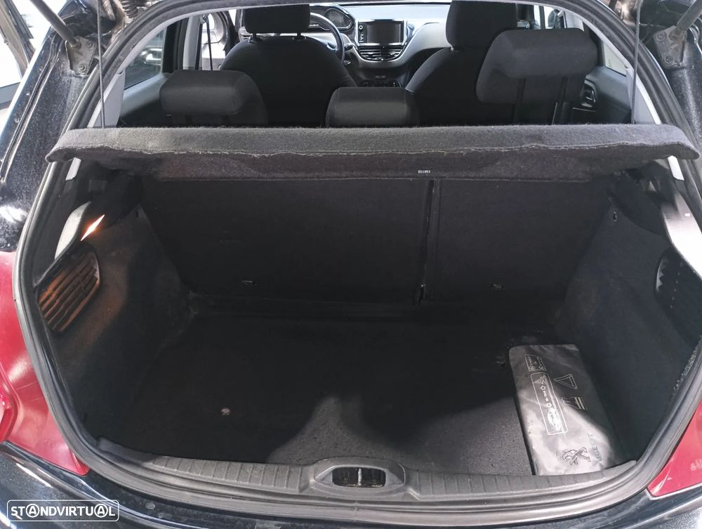 Peugeot 208 1.2 PureTech Style - 22