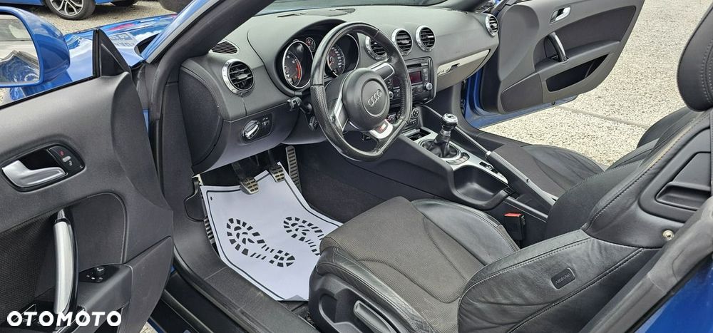 Audi TT Roadster - 18