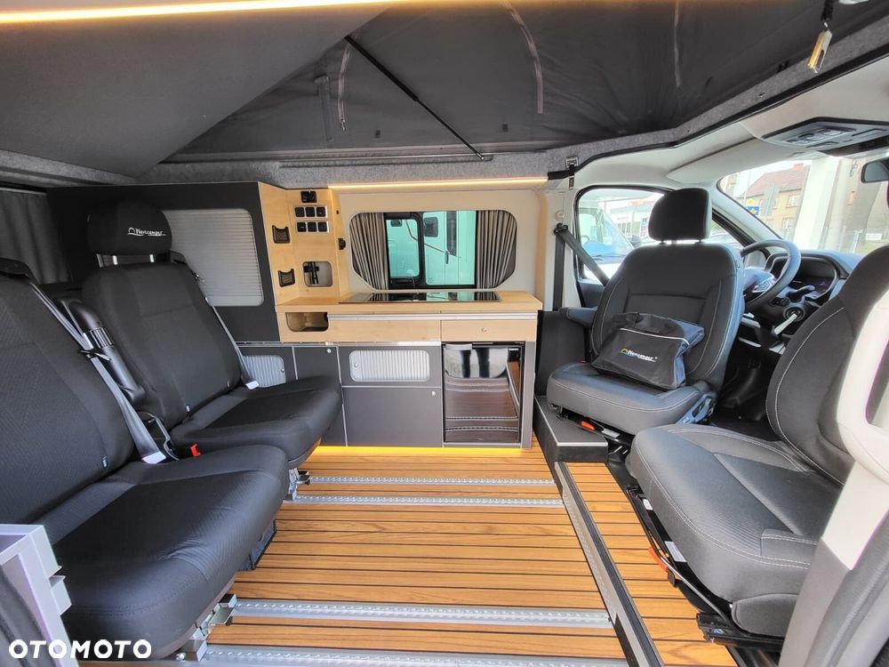 Renault Trafic - 28
