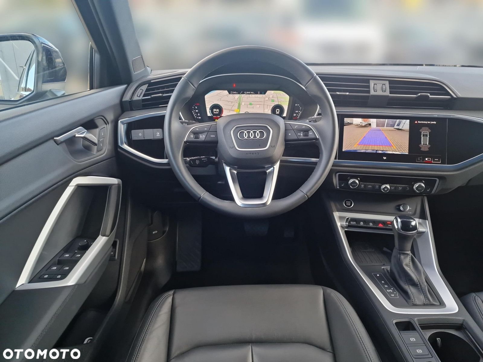 Audi Q3 Sportback - 12