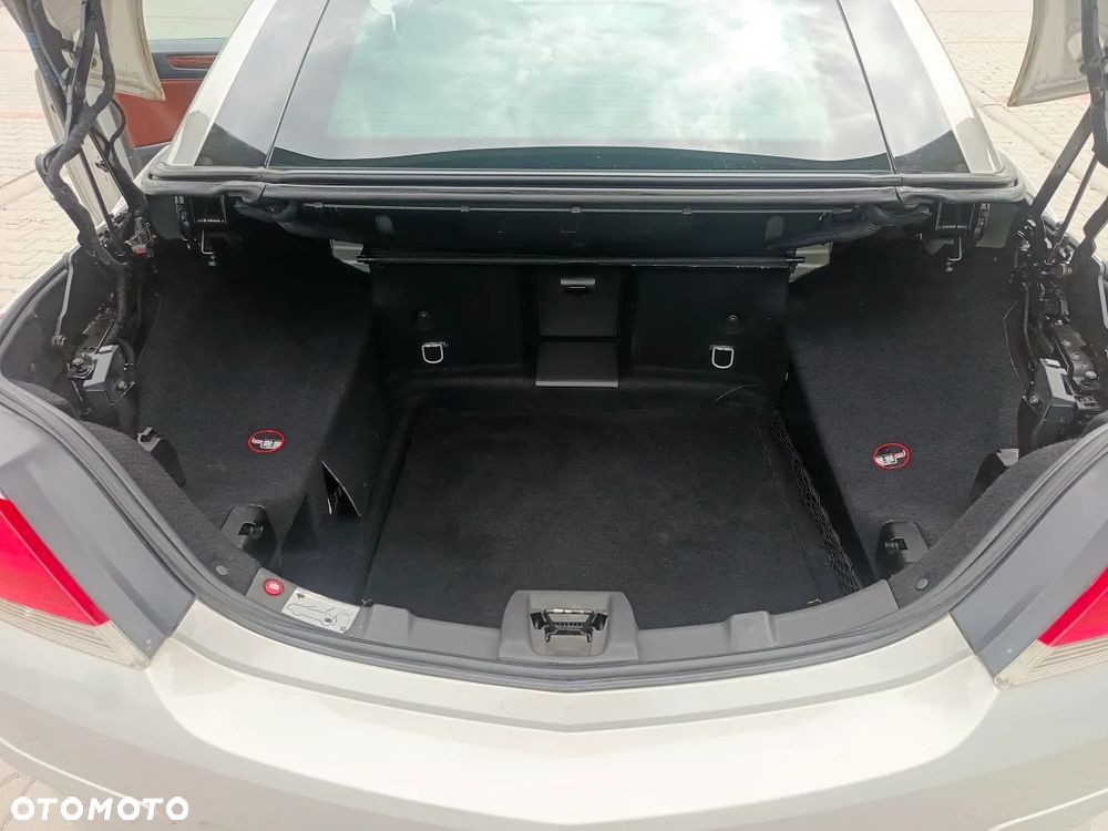 Opel Astra 1.6 Cosmo - 31
