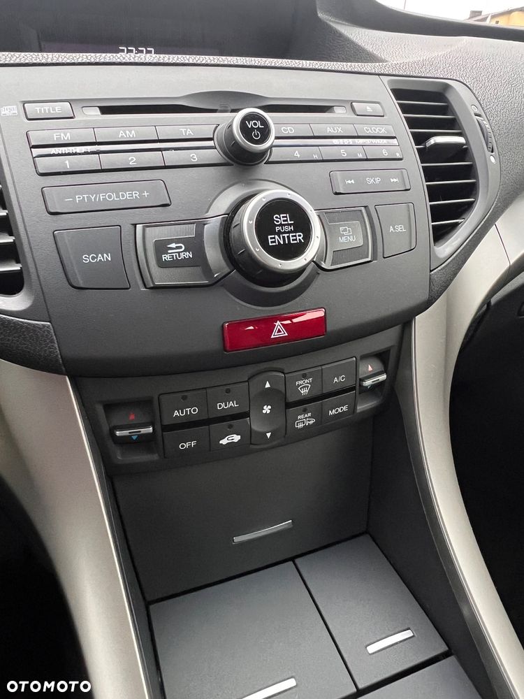 Honda Accord 2.0 Elegance Advantage - 20