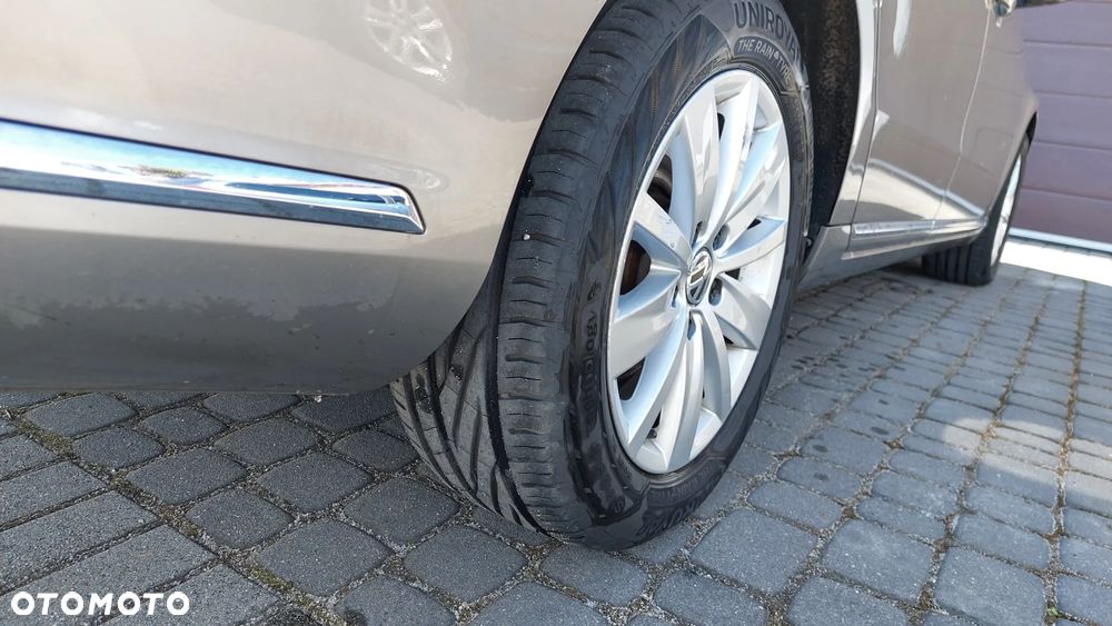 Volkswagen Passat 1.6 TDI BlueMotion - 18