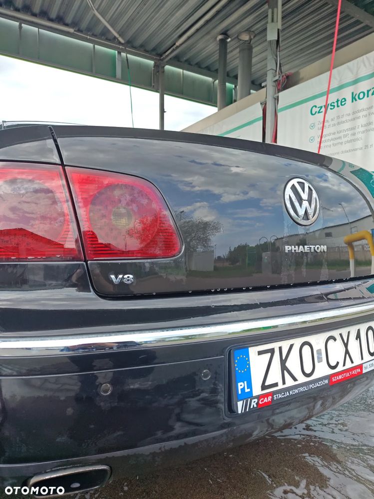 Volkswagen Phaeton 4.2 V8 4Mot (5 os.) - 36