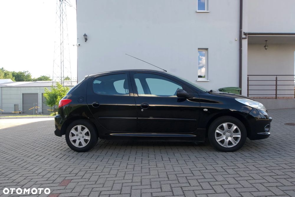 Peugeot 206 plus 1.1 Presence - 2