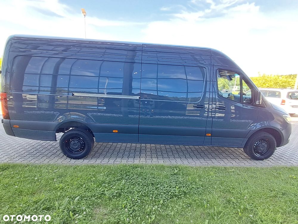 Mercedes-Benz Sprinter 319 CDI Furgon PRO długi 4325 mm L3H2 - 13