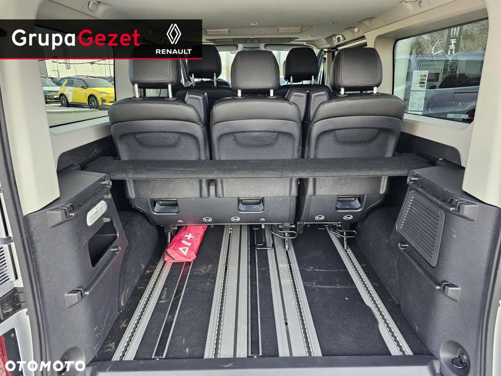 Renault Trafic - 10