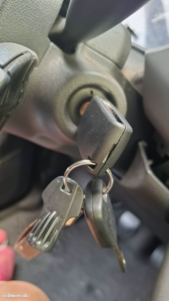 Citroën BERLINGO 1.6 HDI LONGA - 17