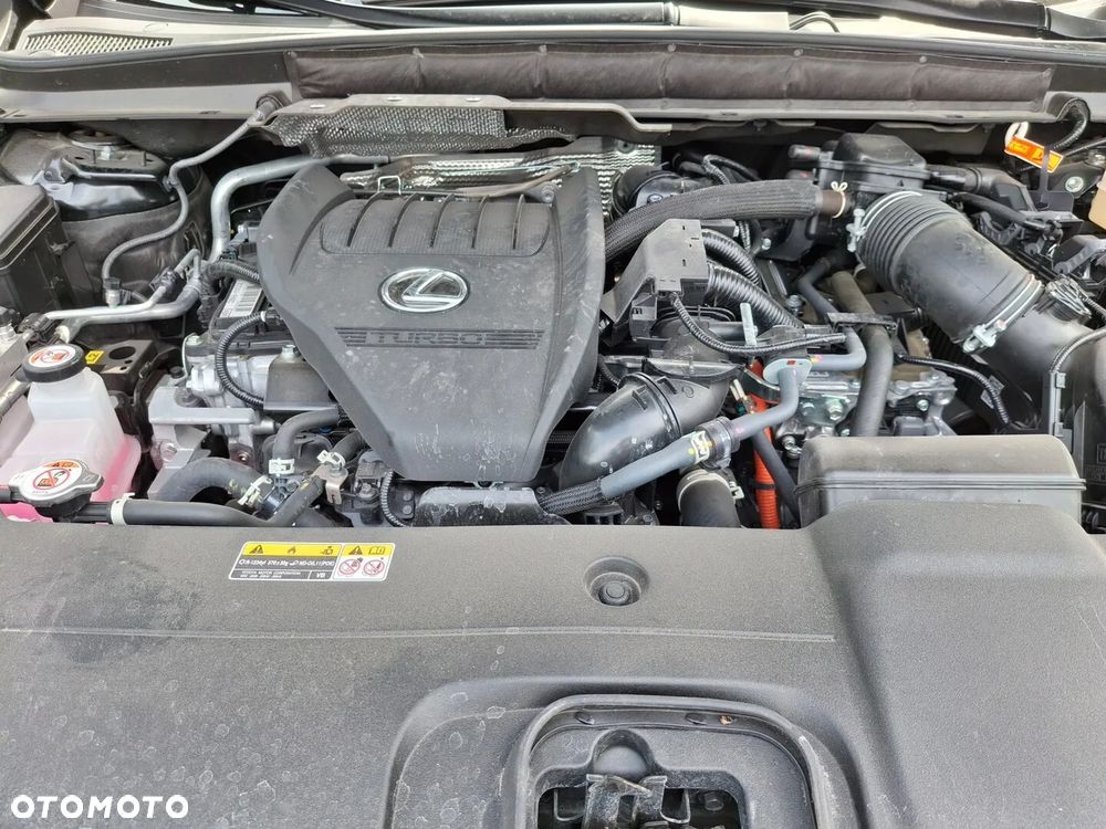 Lexus RX - 16