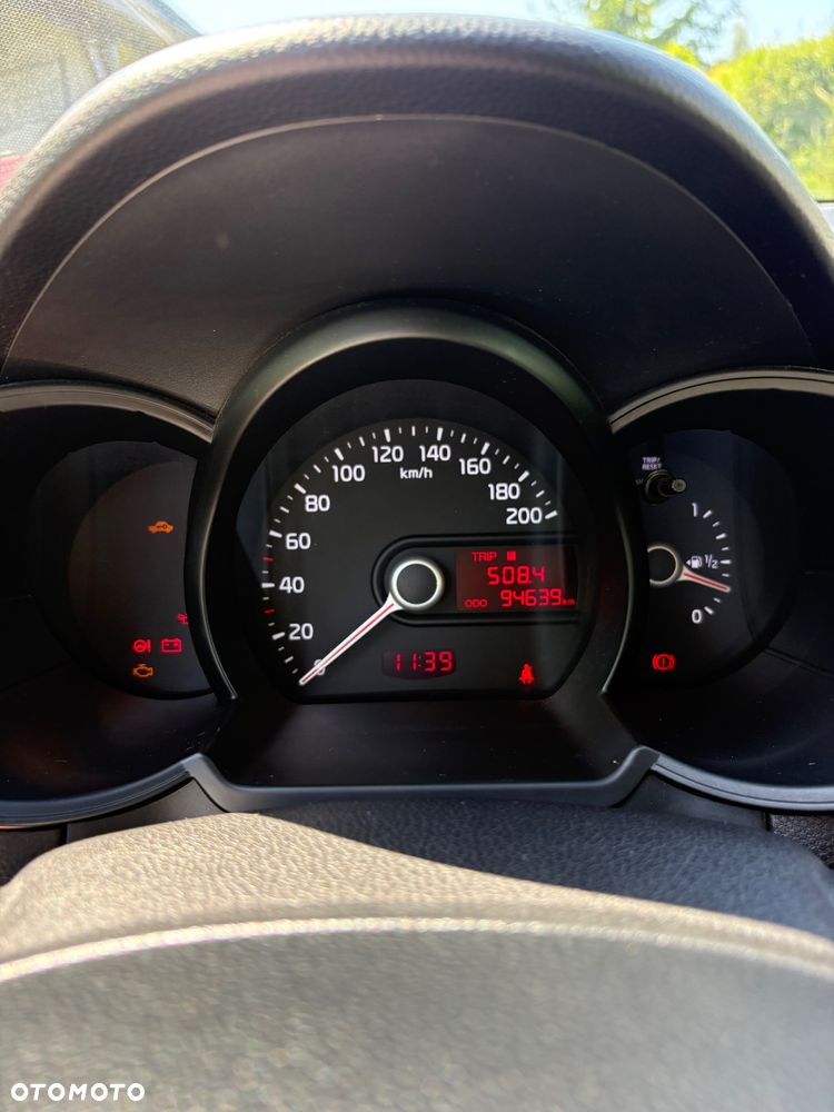 Kia Picanto - 22