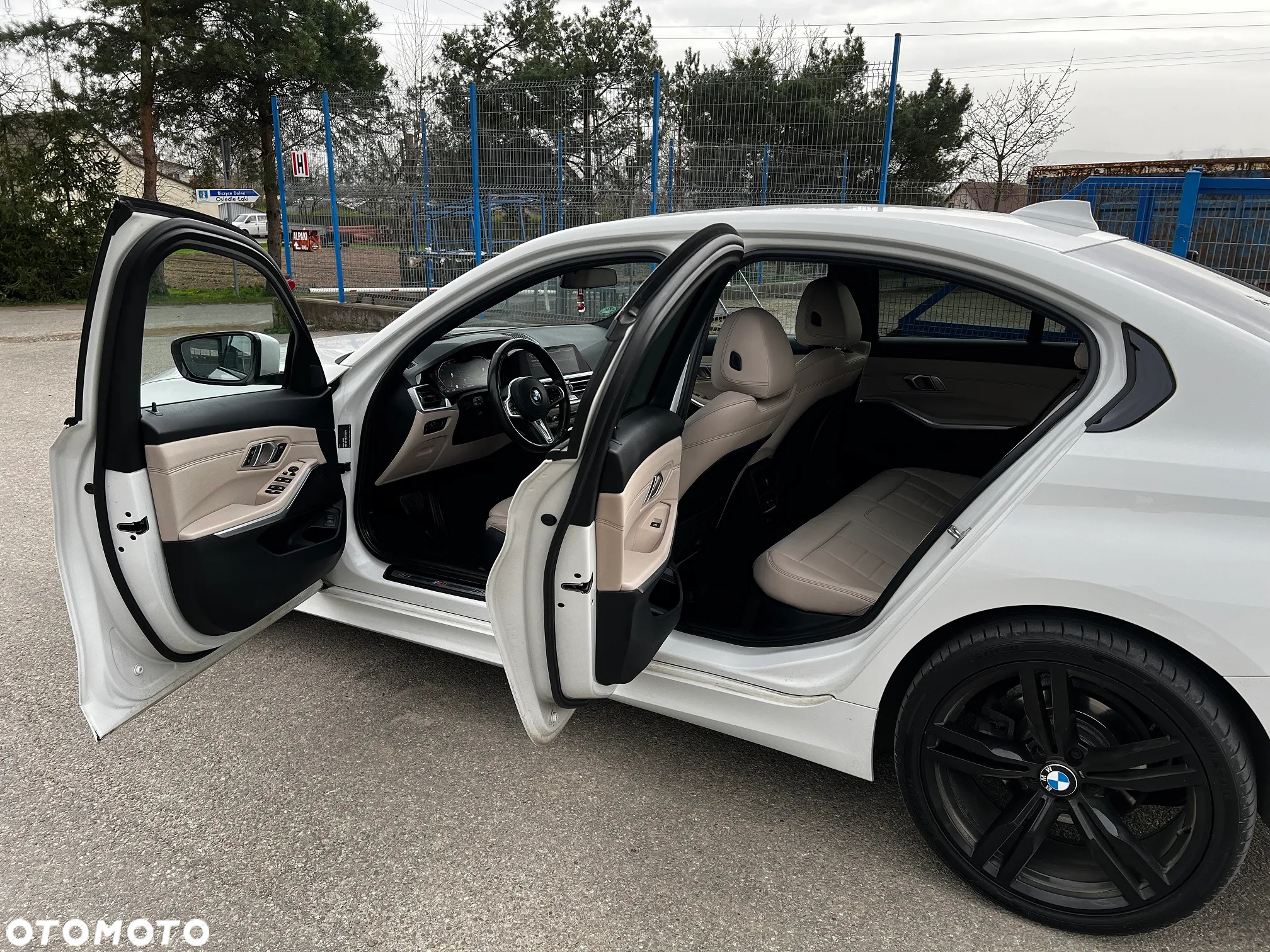 BMW Seria 3 320d xDrive Sport Line - 17