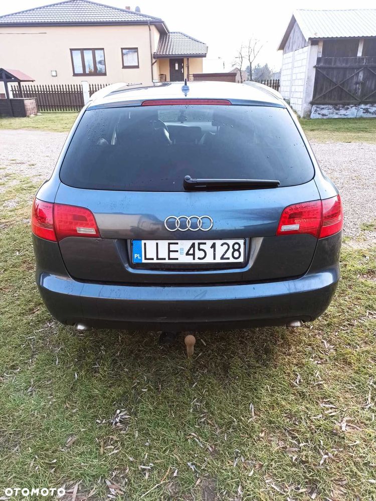 Audi A6 Avant - 4