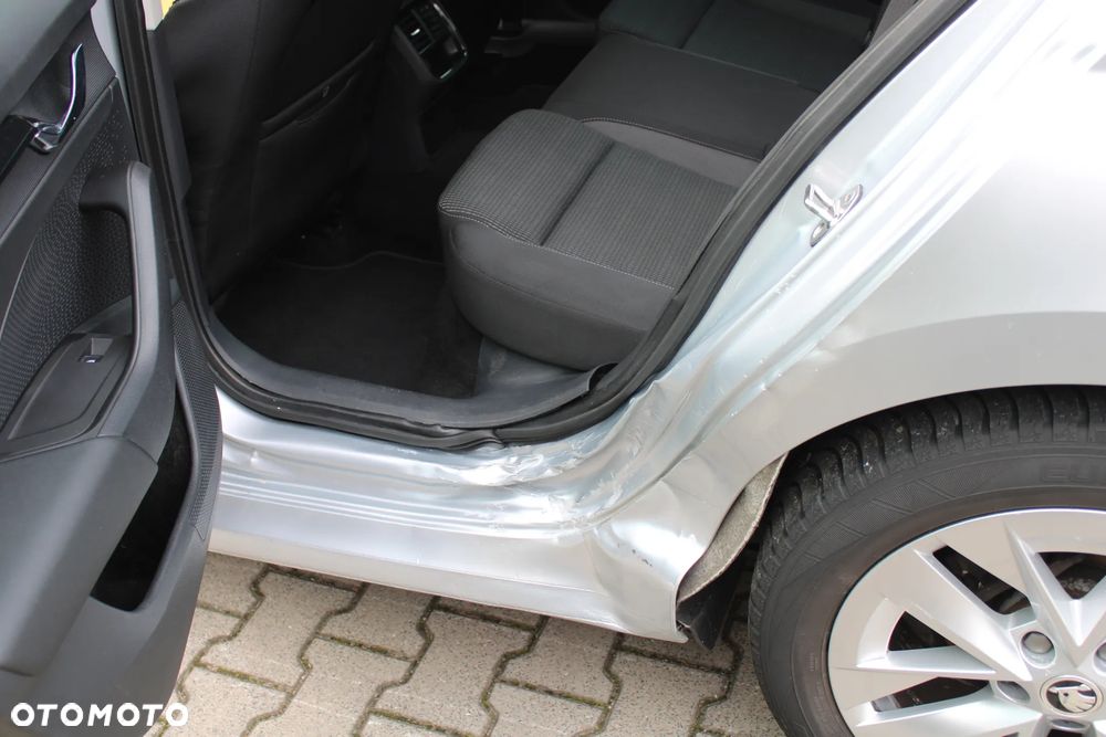 Skoda Octavia 2.0 TDI Ambition - 10