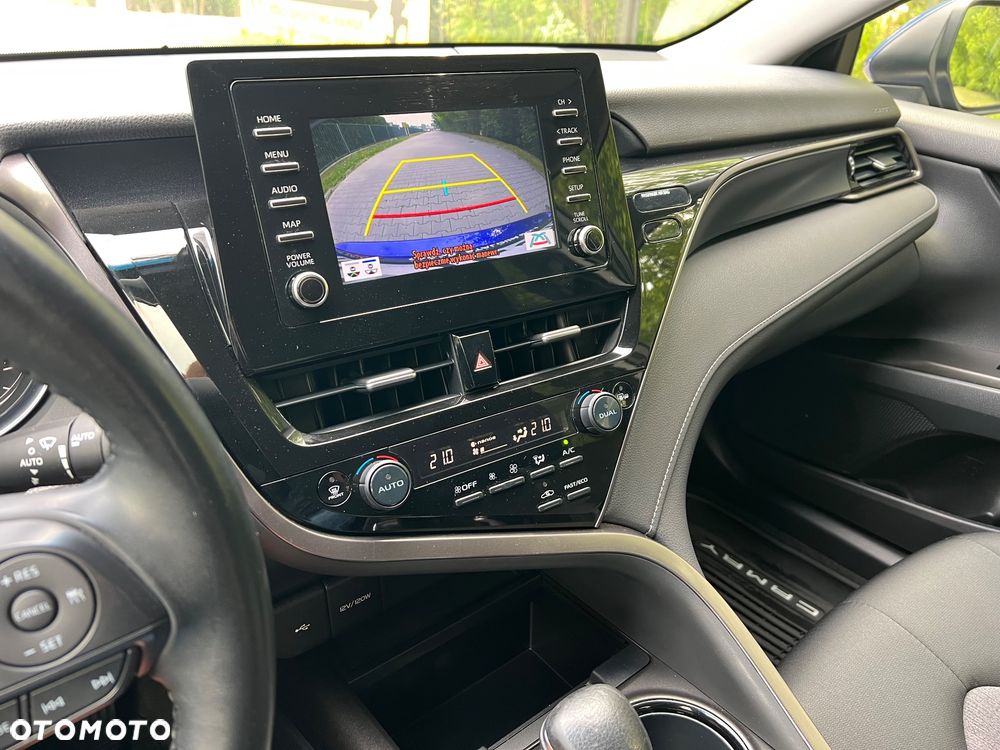 Toyota Camry 2.5 Hybrid Comfort CVT - 33