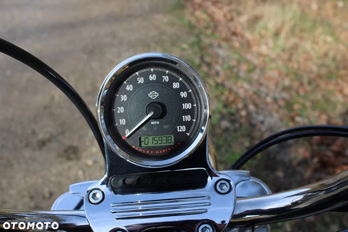 Harley-Davidson Sportster Seventy-Two - 16