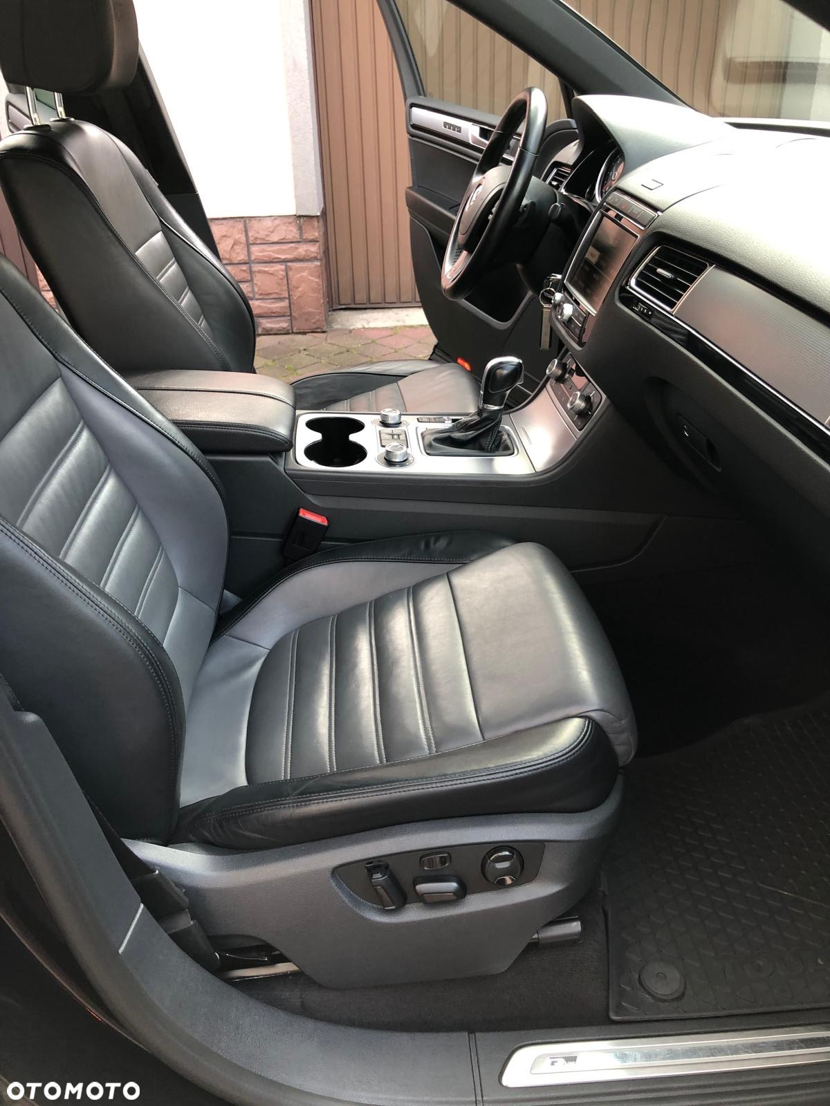 Volkswagen Touareg 3.0 V6 TDI BMT Perfectline R-Style - 19
