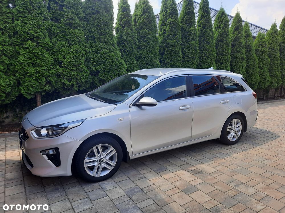 Kia Ceed 1.6 CRDi SCR L - 1