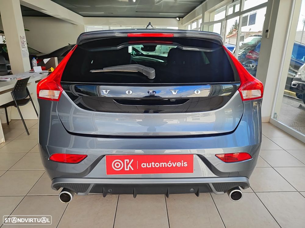 Volvo V40 2.0 D3 R-Design - 12