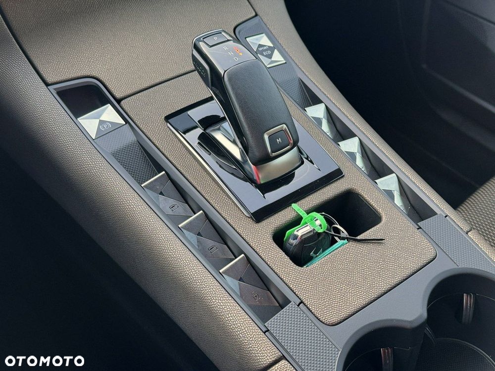 DS Automobiles DS 7 Crossback - 34