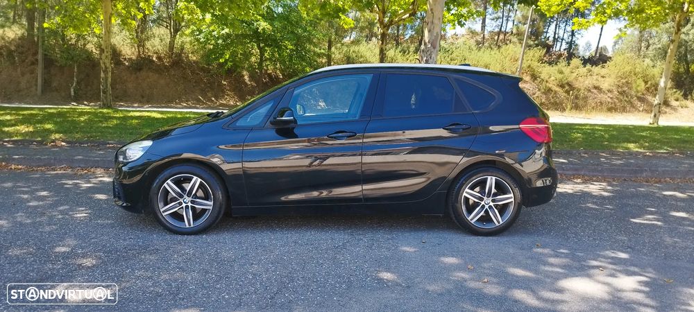 BMW 216 Active Tourer d Line Sport - 33