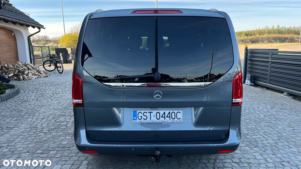 Mercedes-Benz Klasa V 220 CDI lang 7G-TRONIC Avantgarde Edition - 4