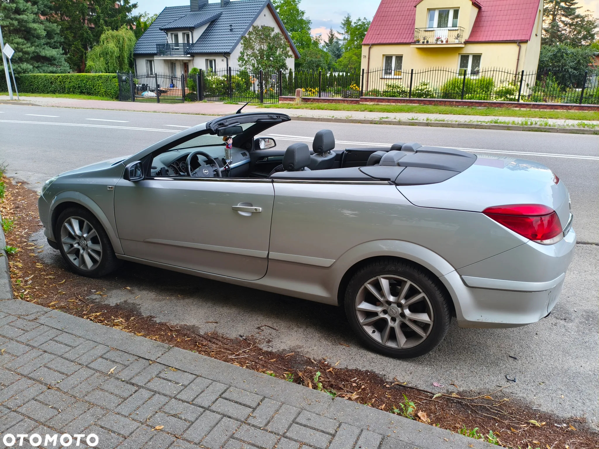 Opel Astra III GTC 1.6 T Sport - 8