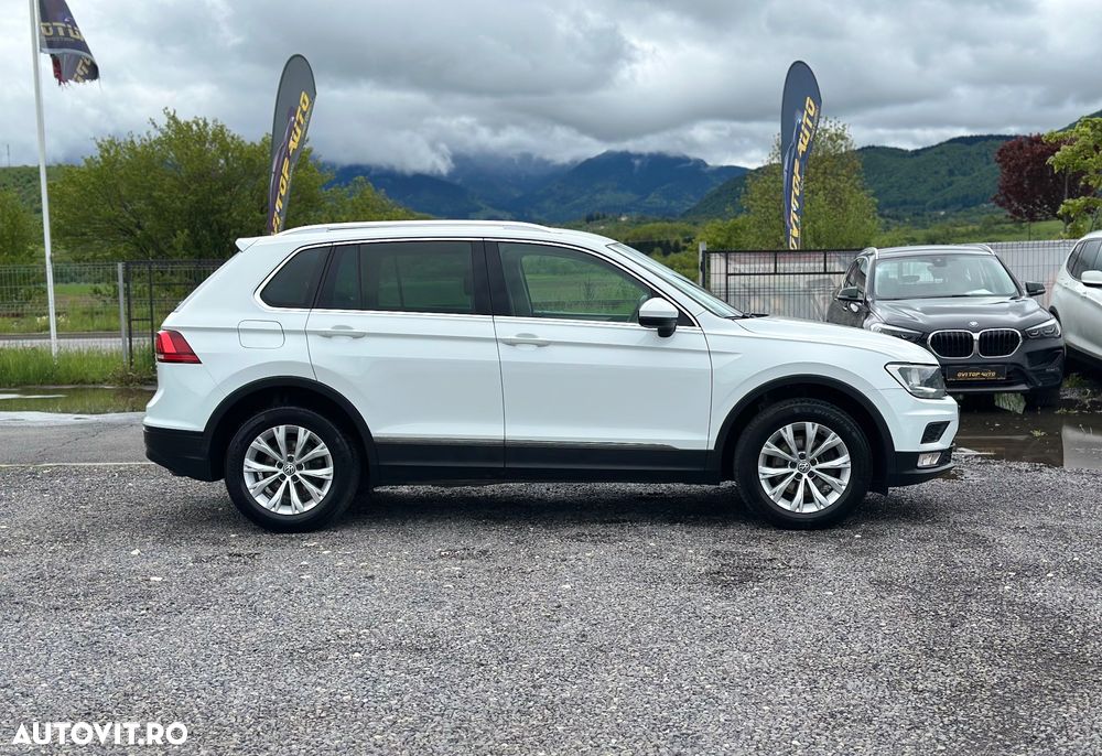 Volkswagen Tiguan 2.0 TDI 4Mot DSG Comfortline - 29