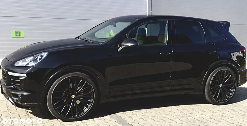 Porsche Cayenne S Platinum Edition - 1
