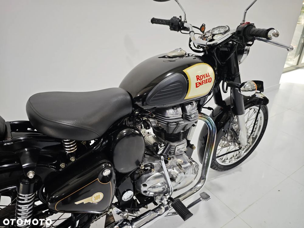 Royal Enfield Classic - 11