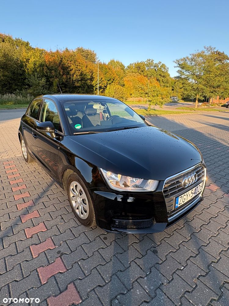 Audi A1 Sportback 1.0 TFSI - 4