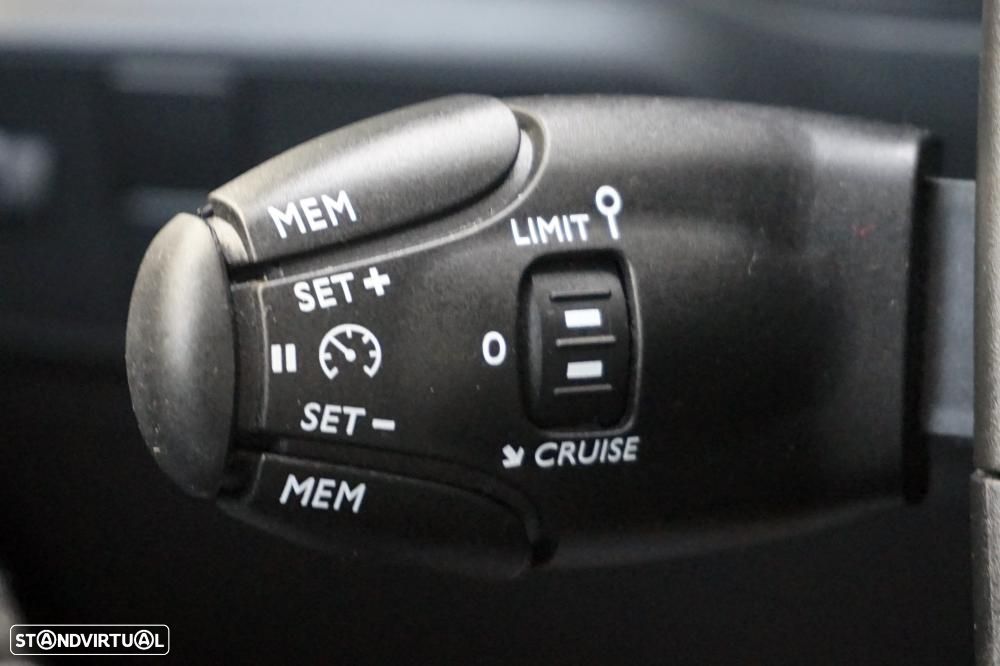 Citroën C3 1.2 PureTech Shine - 15