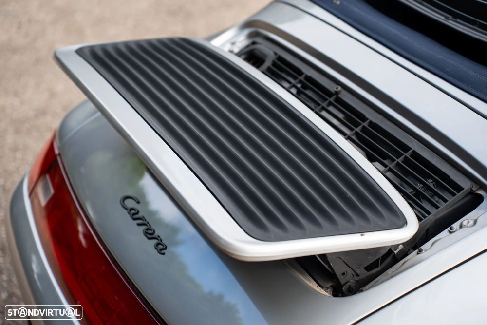 Porsche 911 (993) Cabriolet 3.6 Carrera 2 - 18