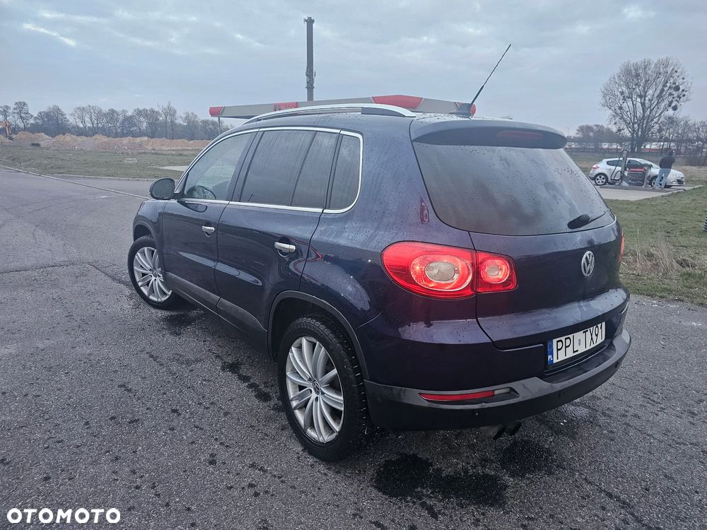 Volkswagen Tiguan - 4