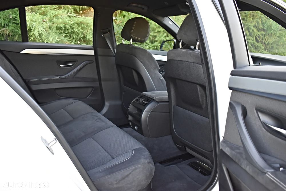 BMW Seria 5 525d xDrive Aut. - 13