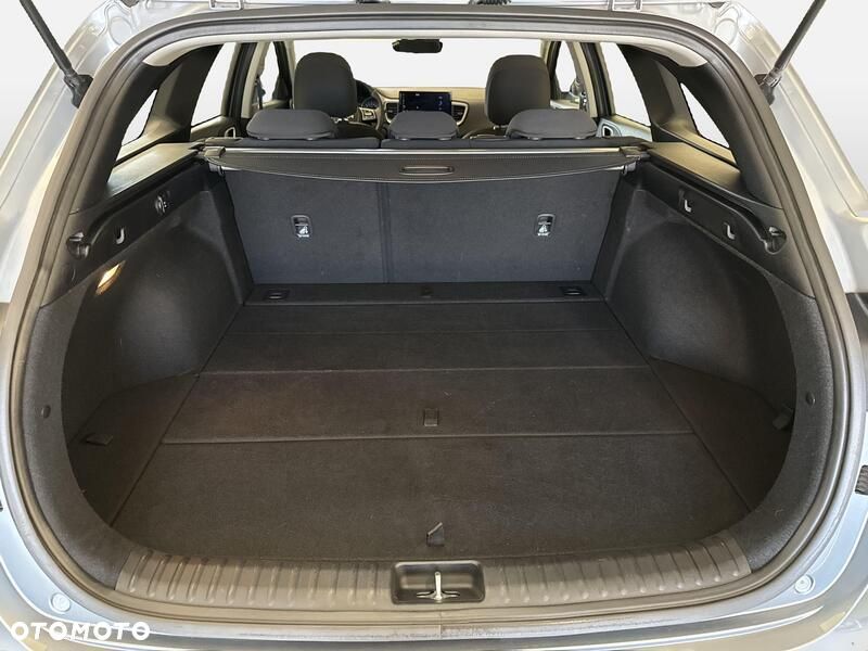 Kia Ceed 1.5 T-GDI M - 22