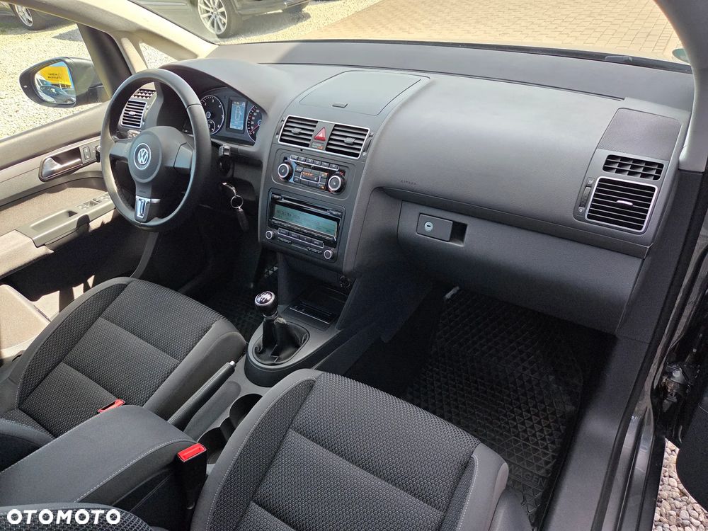 Volkswagen Touran 1.6 TDI DPF BlueMotion Technology Comfortline - 13