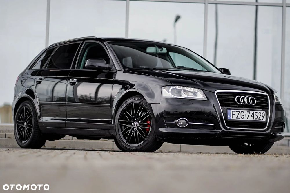 Audi A3 Sportback 1.6 TDI S line Sportpaket - 6