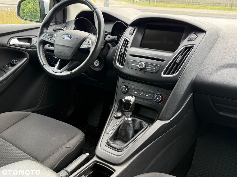 Ford Focus - 14