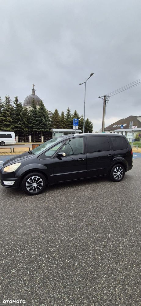 Ford Galaxy - 2