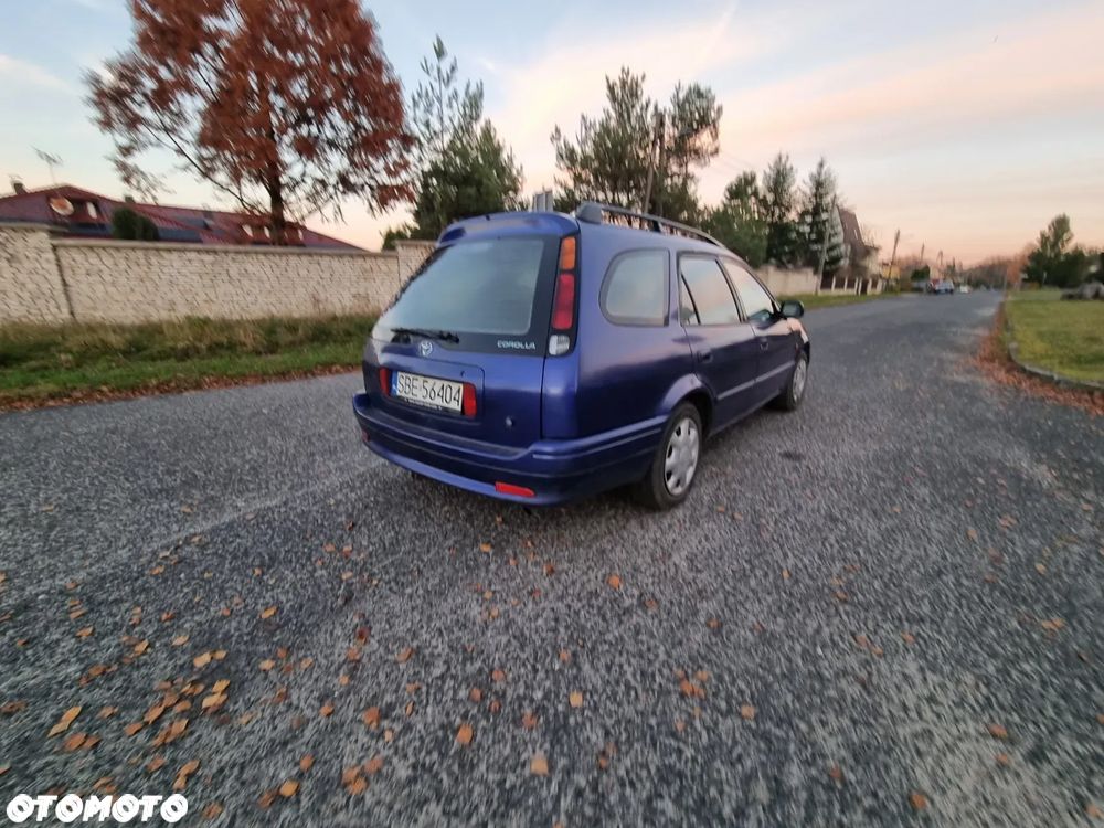 Toyota Corolla 1.4 Terra2 - 10