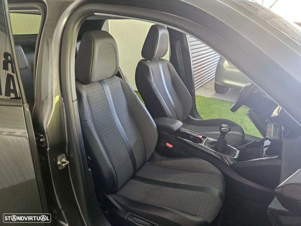Peugeot 2008 1.5 BlueHDi Allure Pack - 25