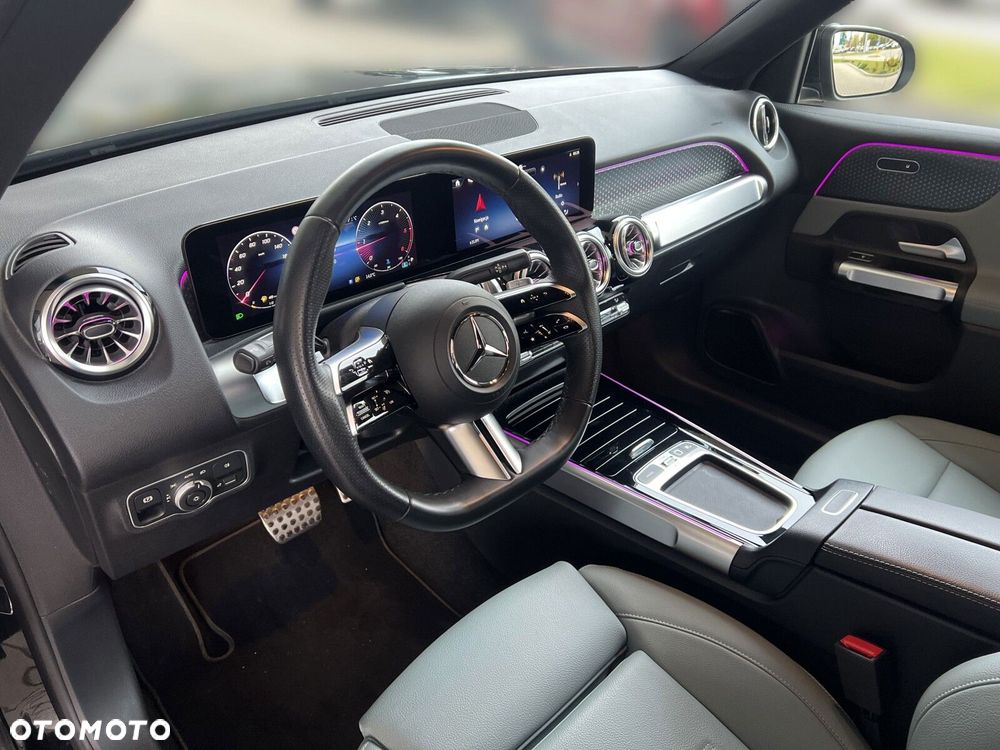 Mercedes-Benz GLB 200 d AMG Line 8G-DCT - 10