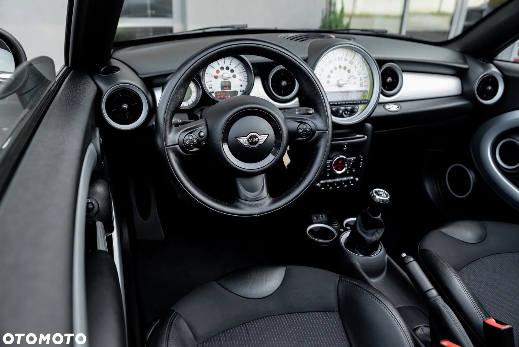 MINI Cooper Cabrio - 23