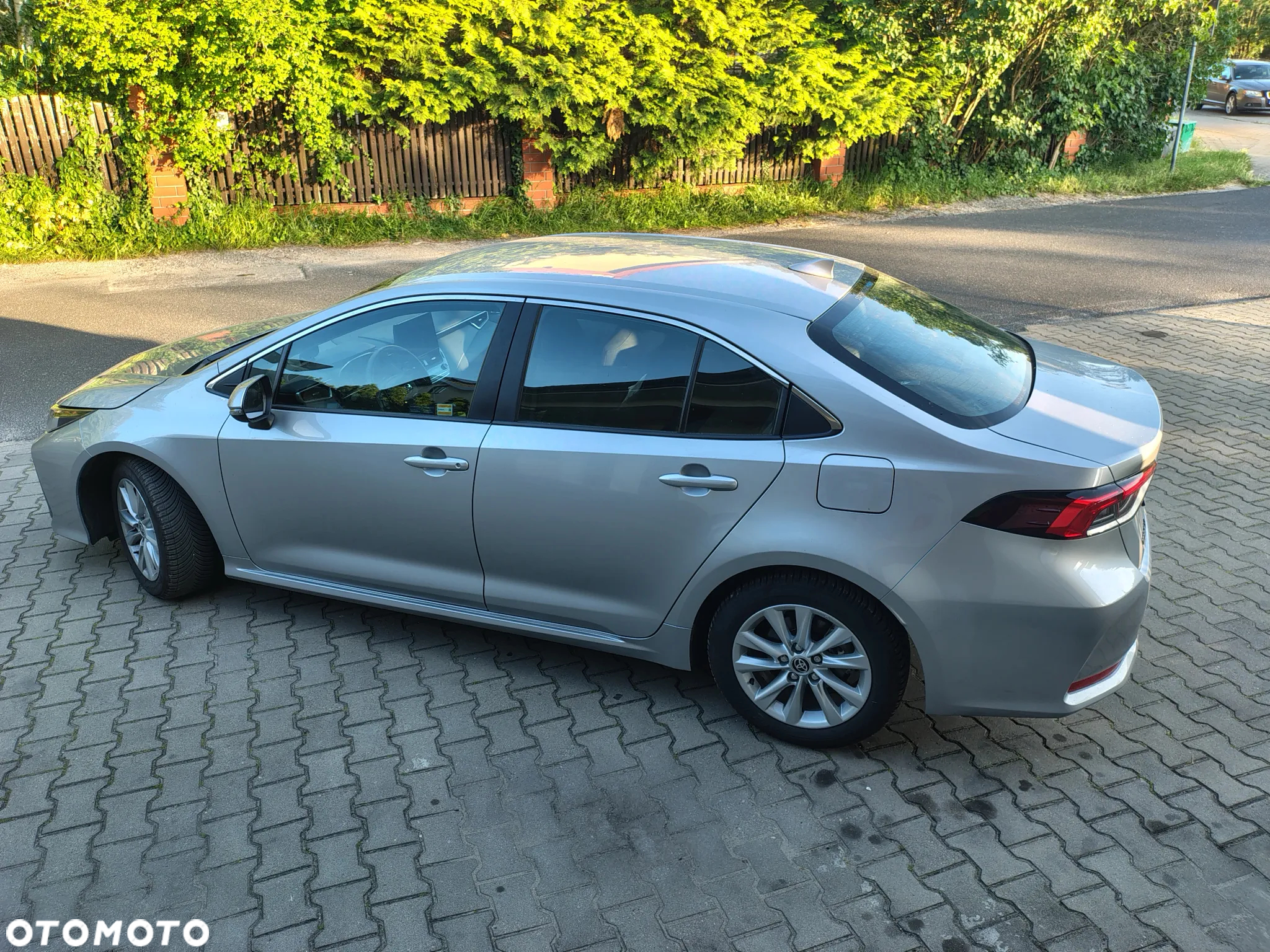 Toyota Corolla 1.8 Hybrid Comfort - 9