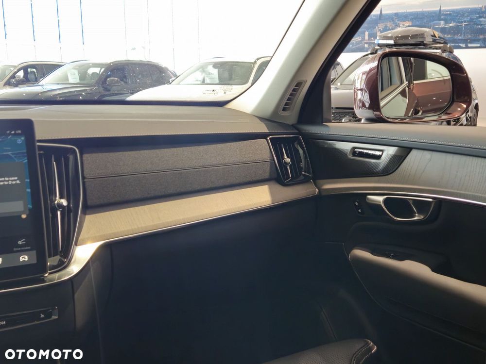 Volvo XC 90 - 21