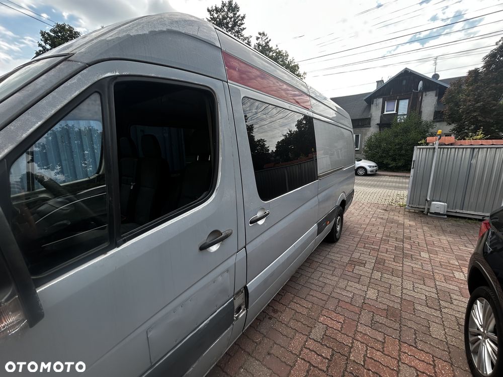 Mercedes-Benz Sprinter - 5