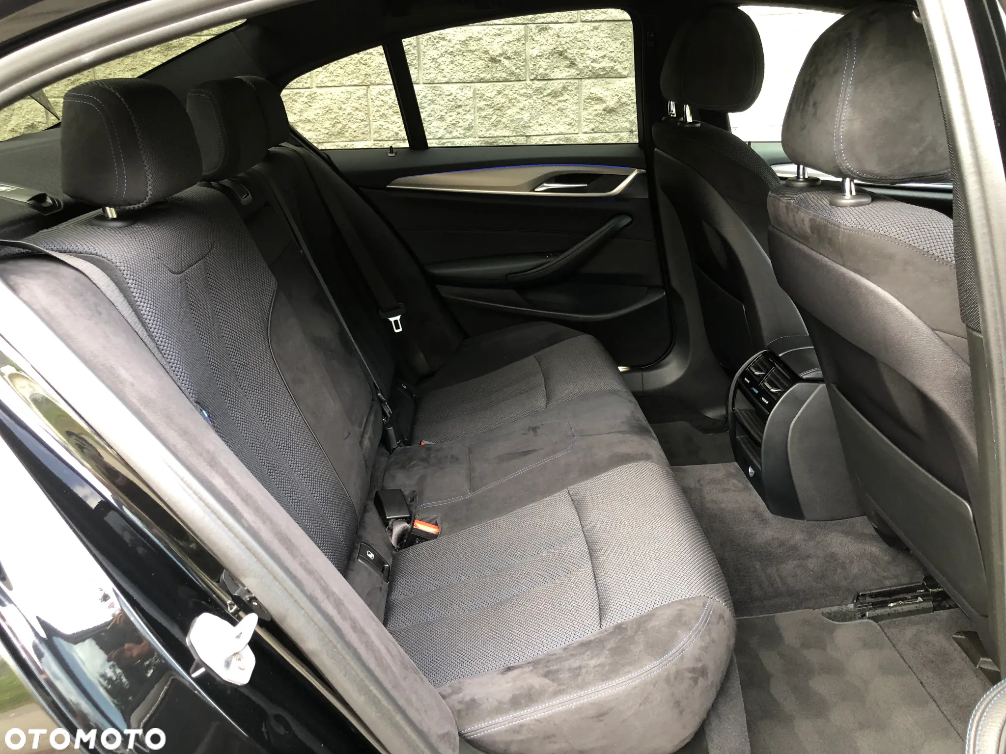 BMW Seria 5 530e iPerformance - 28