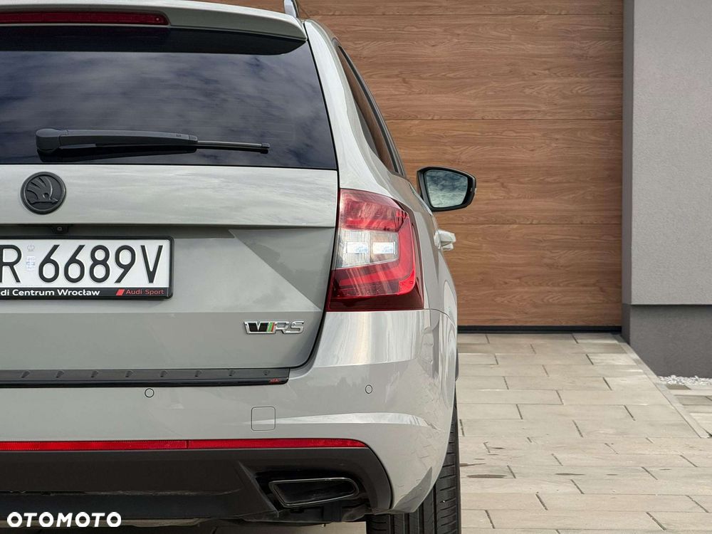 Skoda Octavia 2.0 TDI 4x4 RS DSG - 6